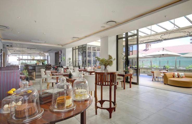 Sandton Skye Apartments Johannesburgo Exterior foto